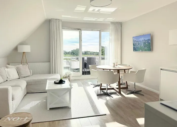 Techts Landhus Birkenallee